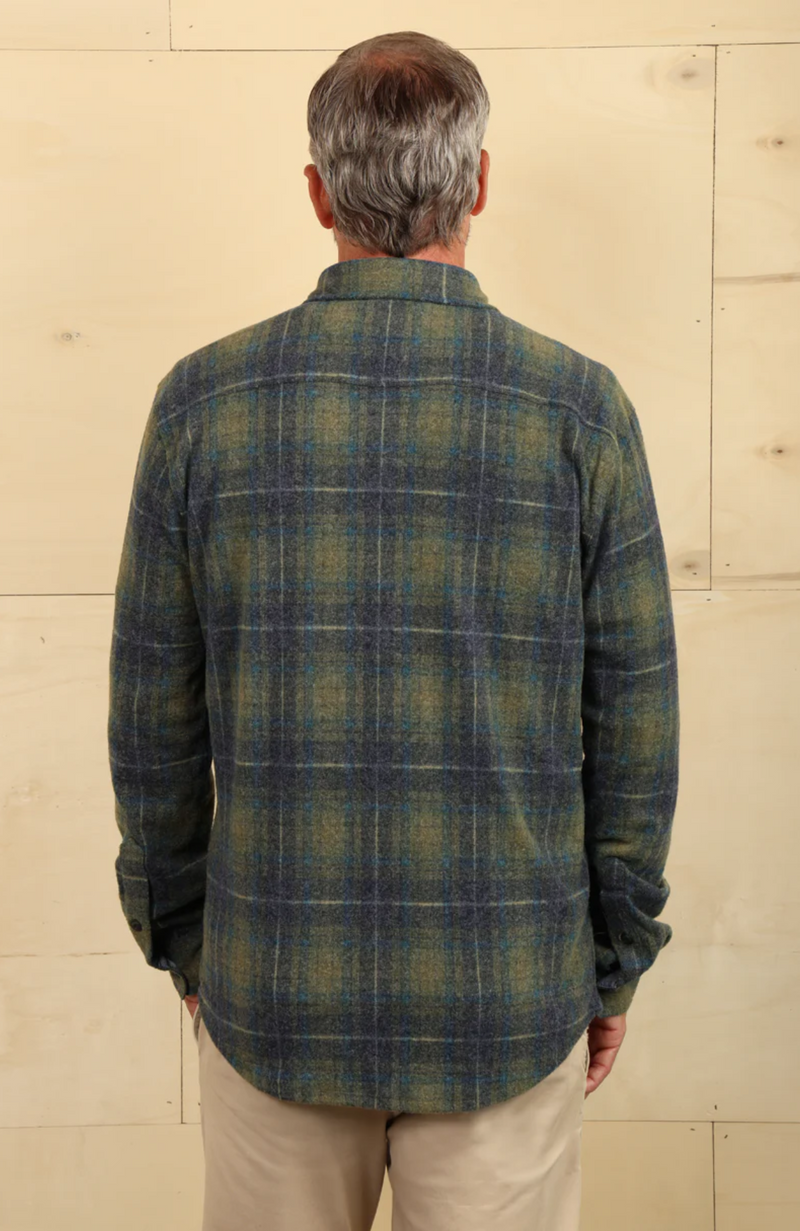 True Grit - Yellowstone Drifter Plaid Sweater-Knit Shirt