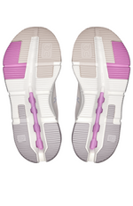 On - Women's Cloudnova Form 2