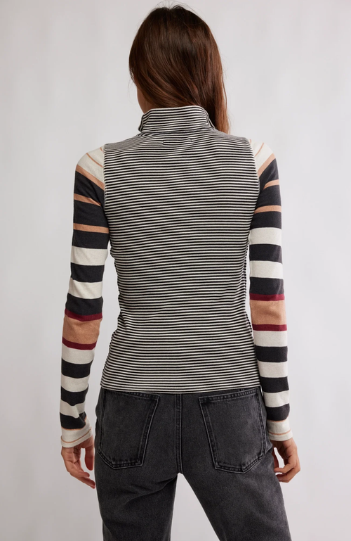 Free People - Avery Zip Up