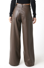Me Espresso Faux Leather Pant