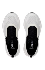 On - Women's Cloudnova X