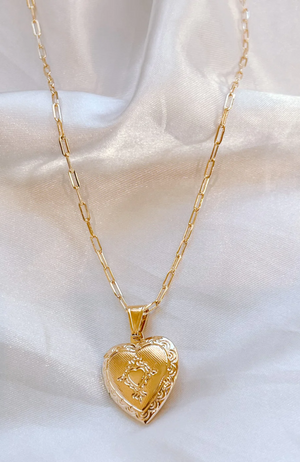 Airotciv - Antica Heart Locket Necklace